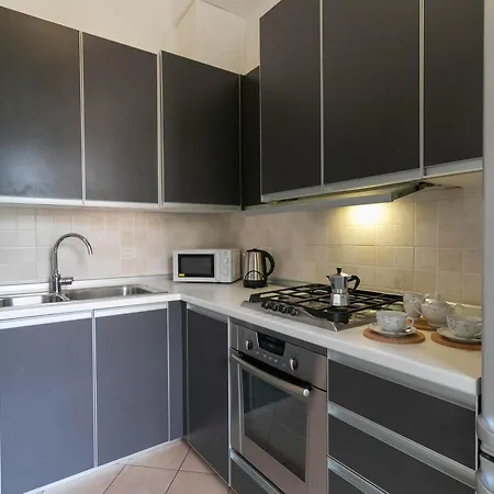 Mamma Ciccia - Casa Sara Roomy One-bedroom * Mandello del Lario