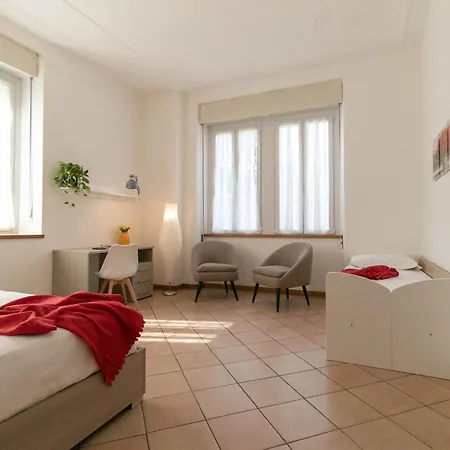 Apartment Mamma Ciccia - Casa Sara Roomy One-bedroom Mandello del Lario