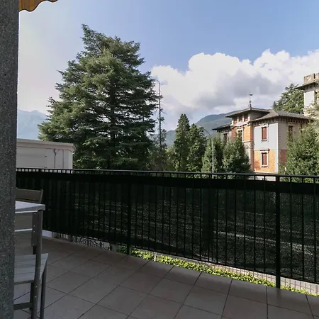 Mamma Ciccia - Casa Sara Roomy One-bedroom * Mandello del Lario